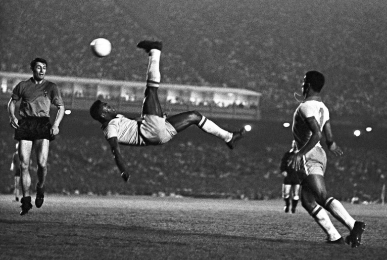 O futebol vistoso de Pelé