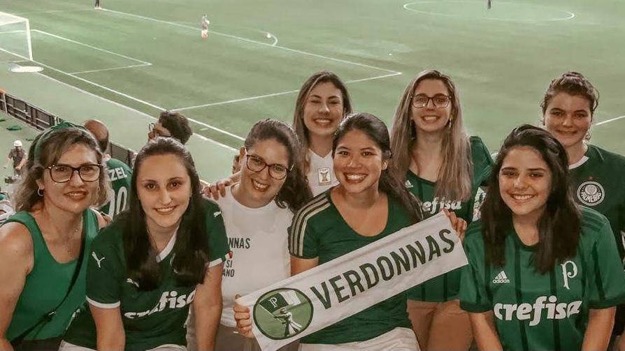 VerDonnas, o feminino de Verdão. Donna, do italiano mulher. 